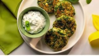 Спаначени хспки със сирене в хрупкава панировка