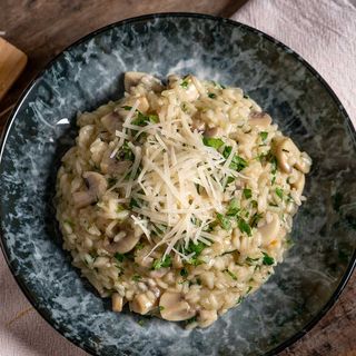 Ризото със сезонни гъби (350г)