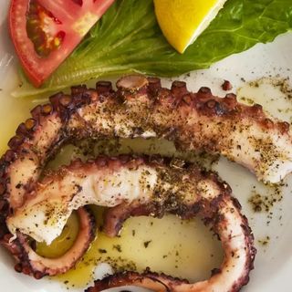 Октопод на тиган