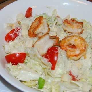 Салата Цезар със Скариди соте