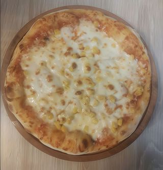 Пица Бягащо пиле (1300г)