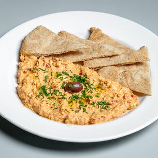 Домашна разядка / Homemade appetizer (250г)