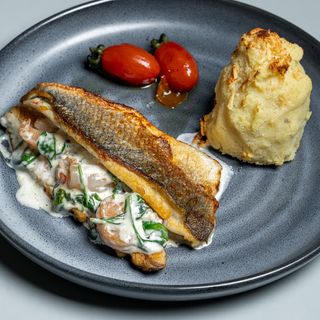 Филе от лаврак със скариди / Seabass fillet (400г)