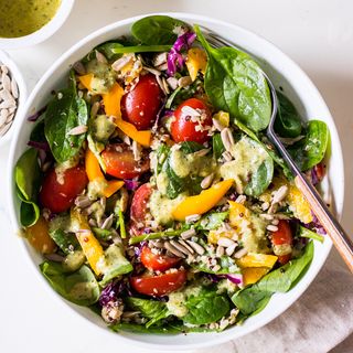 NEW Салата с риба тон (350 г)