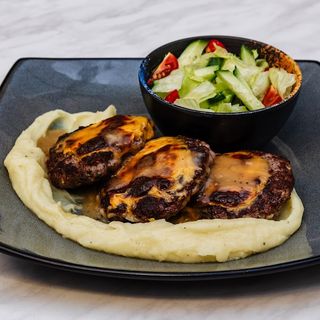 NEW Чедър кюфтенца с картофен мус (450 г) 