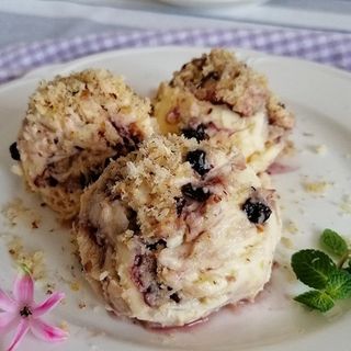 Домашна бисквитена торта с маскарпоне и бял шоколад (180 г)