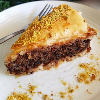 Баклава с плънка (200г)