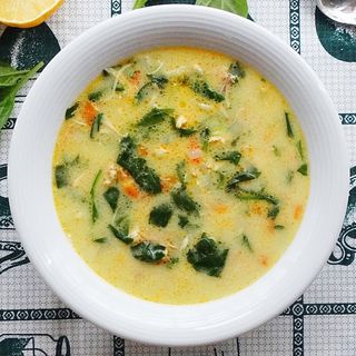 Заешка супа със спанак