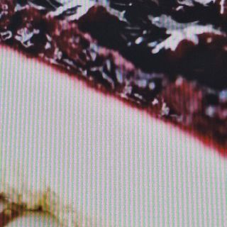 Чийзкейк с домашно сладко от боровинки (150г)