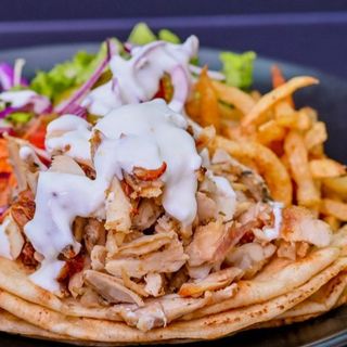 Порция пилешко Dinero с картофи 500гр. 