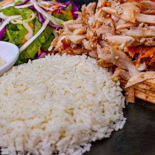 Порция пилешко Dinero с ориз 500гр. 