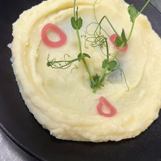 Домашно картофено пюре с масло и мляко (200г)