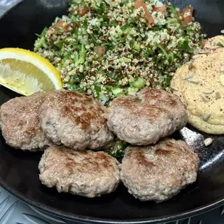 Пуешки кюфтенца 400 гр