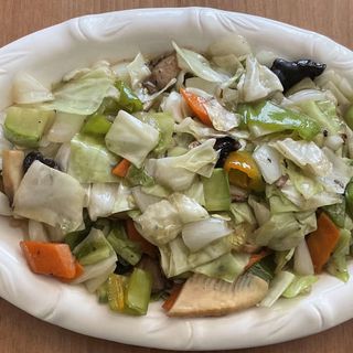 35. Задушени зеленчуци (500г)