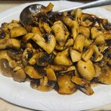 39. Пържени печурки с чеснов сос (400г)