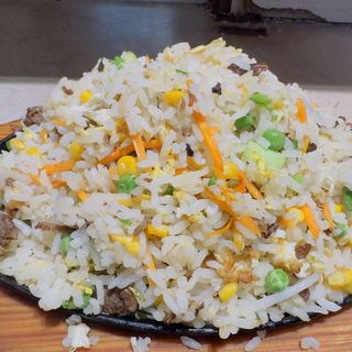 49А. Ориз с патешко и зелен лук, зеленчуци (900г)