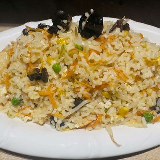 50. Ориз с бамбук, гъби и яйца (900г)