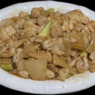 78. Пиле с три кубчета (800г)