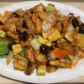 109. Патешко със зеленчуци (800г)