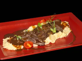 Крехки телешки бузи (400гр.)