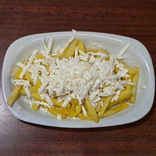 Пържени картофи със сирене