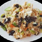 122.Пилешко с китайски гъби, бамбук и зеленчуци (750г)