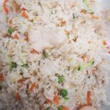 185.Пържен ориз с късчета пилешко месо (750г)