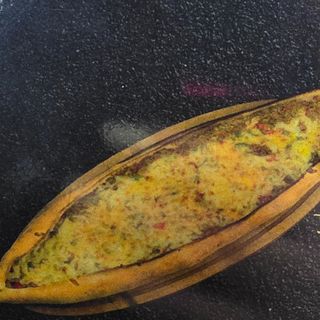 Пиде с кайма (400г)