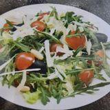 Средиземноморска салата 