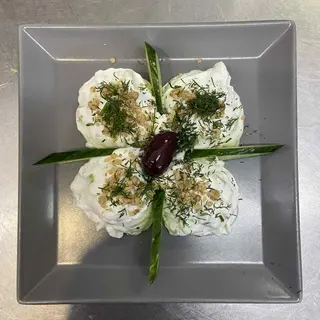Млечна салата (280г)