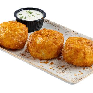 Кюфтета със скаморца и картофи