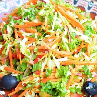 Салата зеле с моркови 