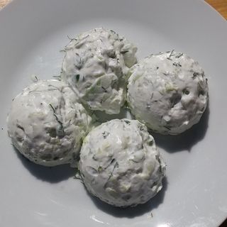 Салата Снежанка