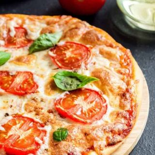 Пица Маргарита голяма 33ссм.