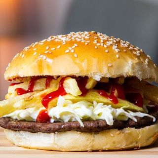 Двоен пилешки бургер