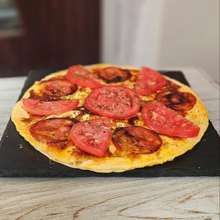 Тортила с омлет и чоризо