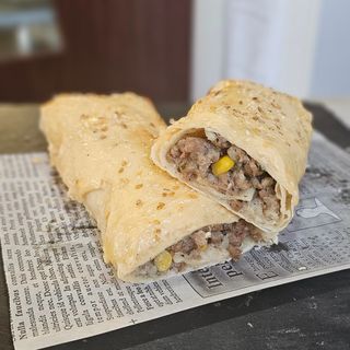 Golden Meat Pie (Голдън Мийт Пай)