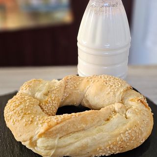 Геврек с айрян 300 мл