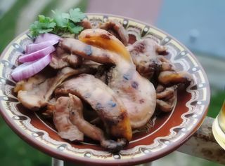 Бекон на скара с чили сос (300г)