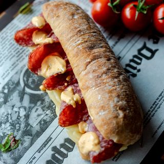 Чабата със Салам “Милано“ (335гр.)