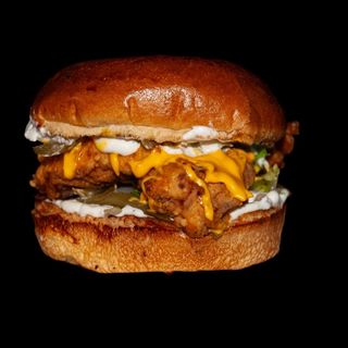 Пилешки Стрипс Бургер