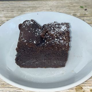 Сиропиран какаов сладкиш (250г)