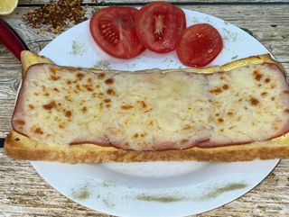 Принцеса с шунка и кашкавал бр-011442