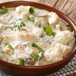 Пиле Фрикасе