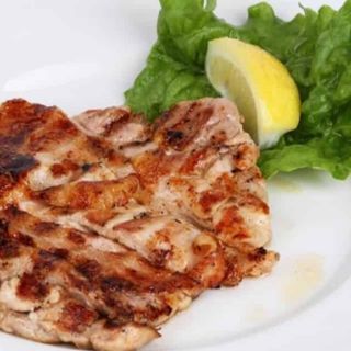 Пилешка пържола от бут