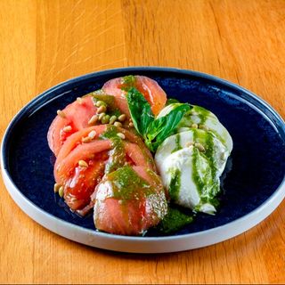 Салата Капрезе (300г)