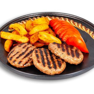 КОНСКИ КЮФТЕТА