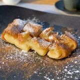 Солунска бугаца с пълнеж от крем