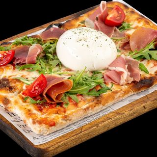 Пица с Бурата (400гр)