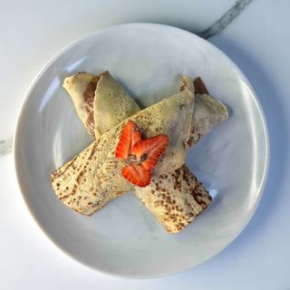 Палачинка с ягода и шоколад (40см.)